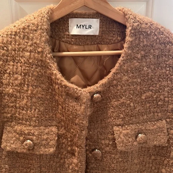 Cute jacket - Picture 2 of 3